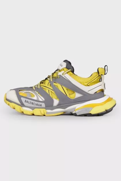 Track sneakers for men