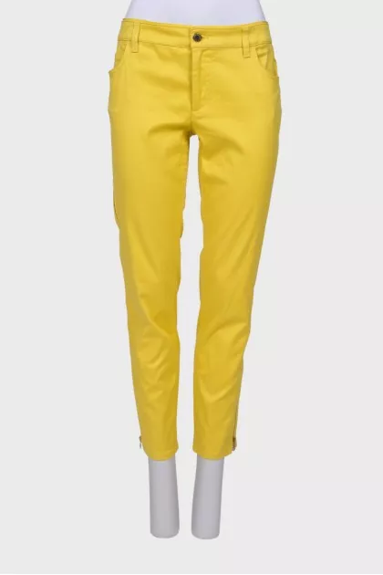 Yellow jeans with side zipper