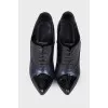 Leather shoes with wooden heels