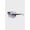 Cat eye sunglasses