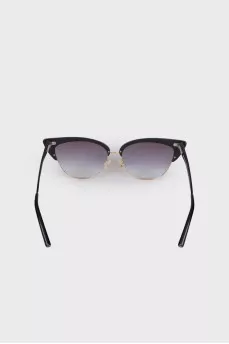 Cat eye sunglasses
