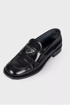 Square Toecap Leather Loafers