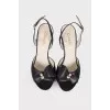 Leather sandals with bow