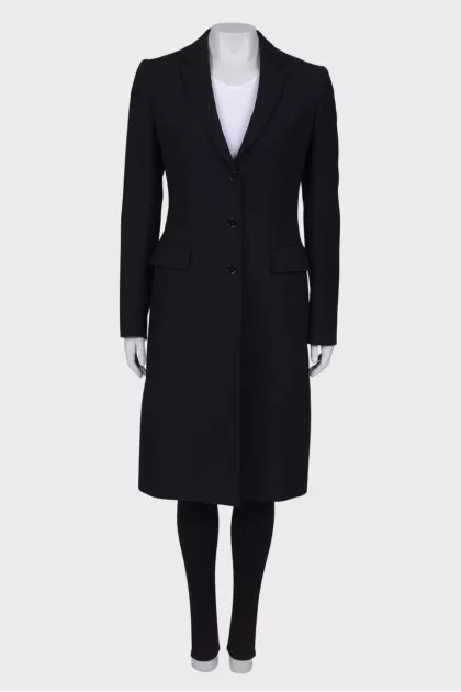 Black fitted coat