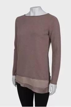 Sweater with ruffles at the hem