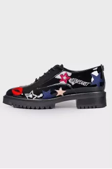 Derby with embroidery