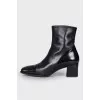 Square toecap boots