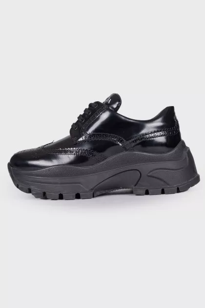 Chunky perforated sneakers