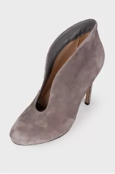 Cutout Front Suede Pumps