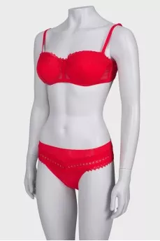 Lingerie set with lace and tag