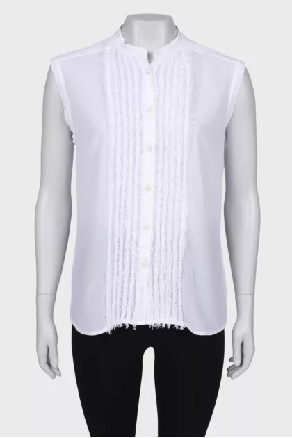 White blouse with front fringe