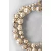 Necklace with pearls