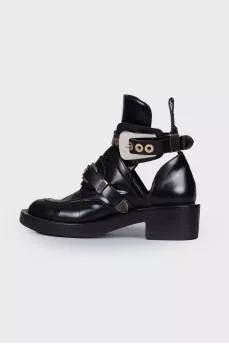 Semi-open boots with buckles