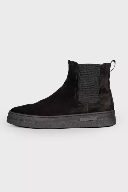 Men's suede boots