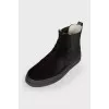 Men's suede boots
