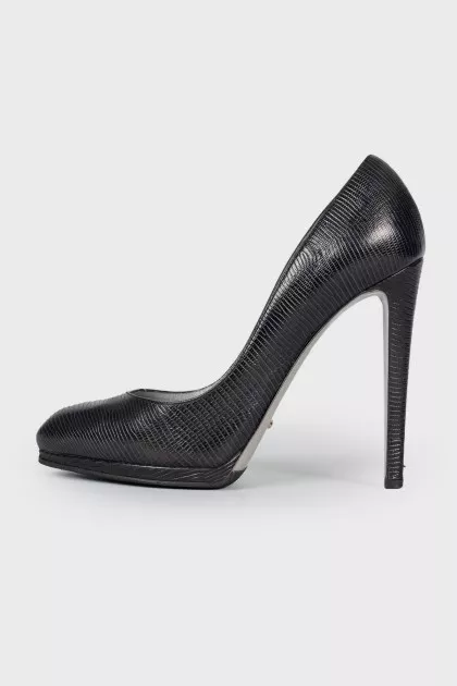 Black leather embossed heels 