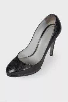 Black leather embossed heels 