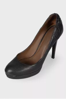 Leather shoes with heel strap