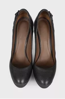Leather shoes with heel strap