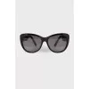 Sunglasses with rhinestone temples