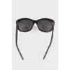 Sunglasses with rhinestone temples