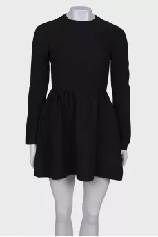 Black fitted dress