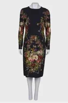 Black dress in floral print
