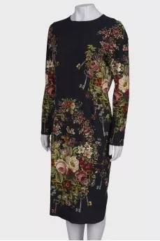Black dress in floral print