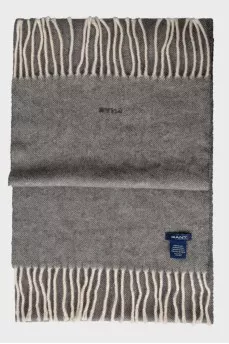 Gray wool scarf