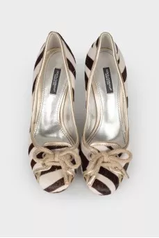 Striped shoes in pony skin
