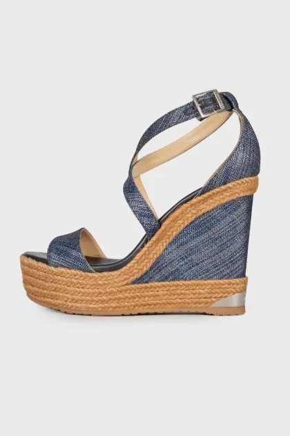 Sandals with denim
