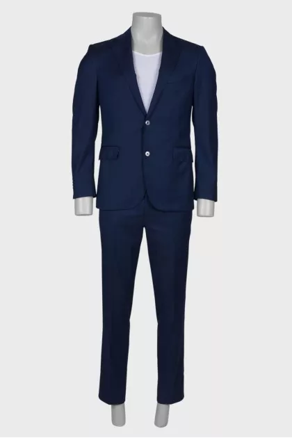 Men's navy blue suit