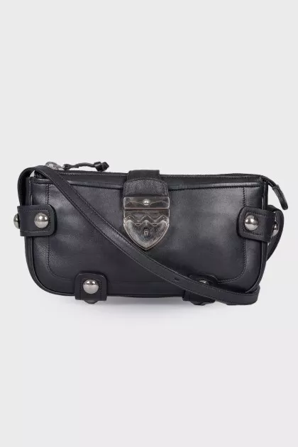 Leather bag with a thin strap