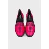Textile pink epadrilles