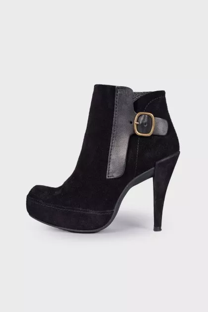 Buckle suede ankle boots