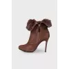 Ankle boots with fur