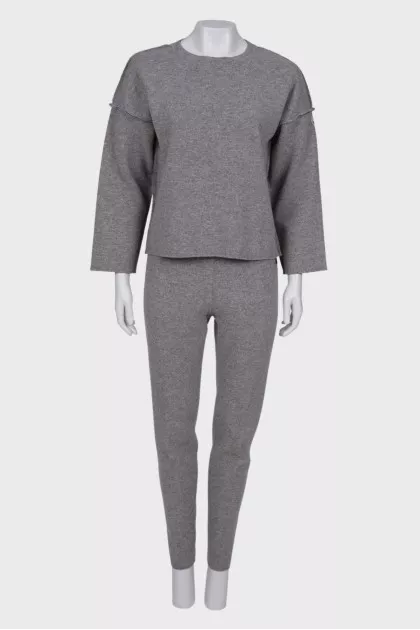 Wool suit with inside-out effect