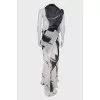 Silk suit with slit