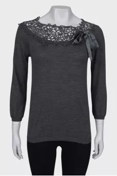 Wool jumper with bow