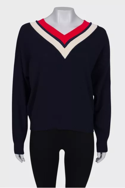 Jemper with a V-neckline