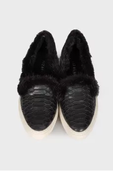 Leather slip-ons with fur
