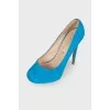Suede blue pumps