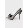 Silver shoes with rose