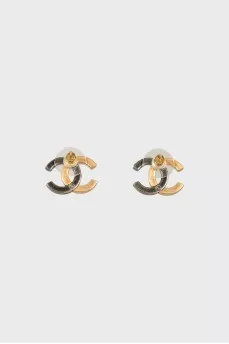Earrings with brand logo