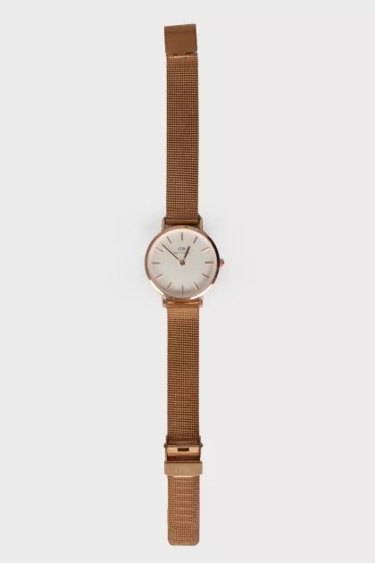 Watch PETITE MELROSE