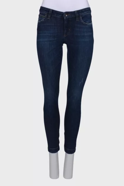 Темно-синие джинсы slim fit