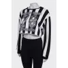 Top in black and white stripes