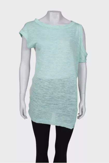 Green T-shirt with open sleeves