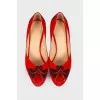 Suede shoes with embroidery