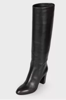 Black leather heeled boots